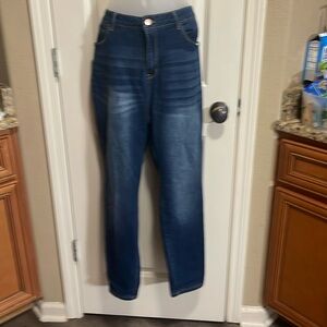 No Boundaries straight leg jeans size 17